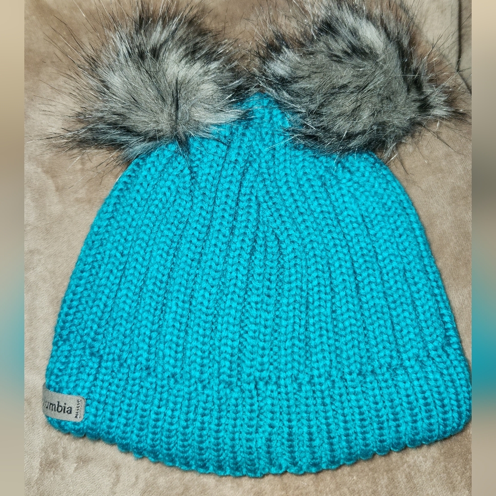 NWT Columbia Kid's Snow Problem Cable Knit Space Buns Beanie Youth / OS